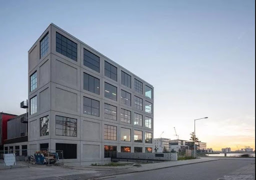 <b>东莞市宏德搭架工程有限公司</b>